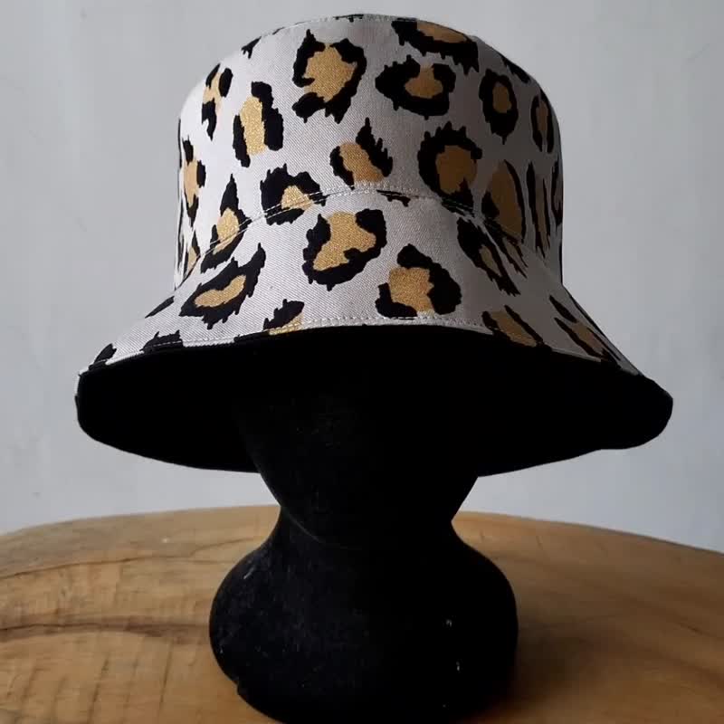 Double-sided Bucket Hat 雙面漁夫帽 鑲金粉豹紋 法式女孩風-M黑  最新