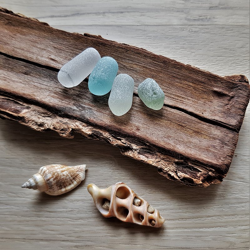 Genuine sea glass. Authentic sea glass P110  最新