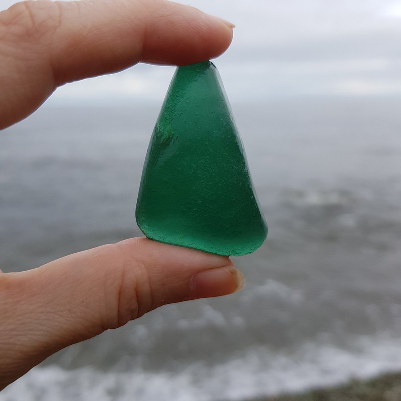 Deep teal sea glass. Genuine sea glass P102  最新